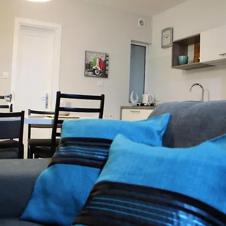 Cozy In The Heart Of * 加拉